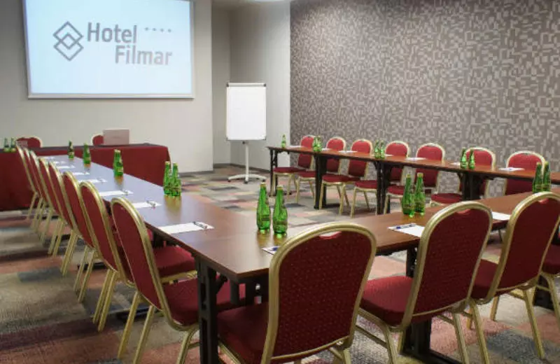 Sala konferencyjna w hotelu Filmar Sala konferencyjna w hotelu Filmar