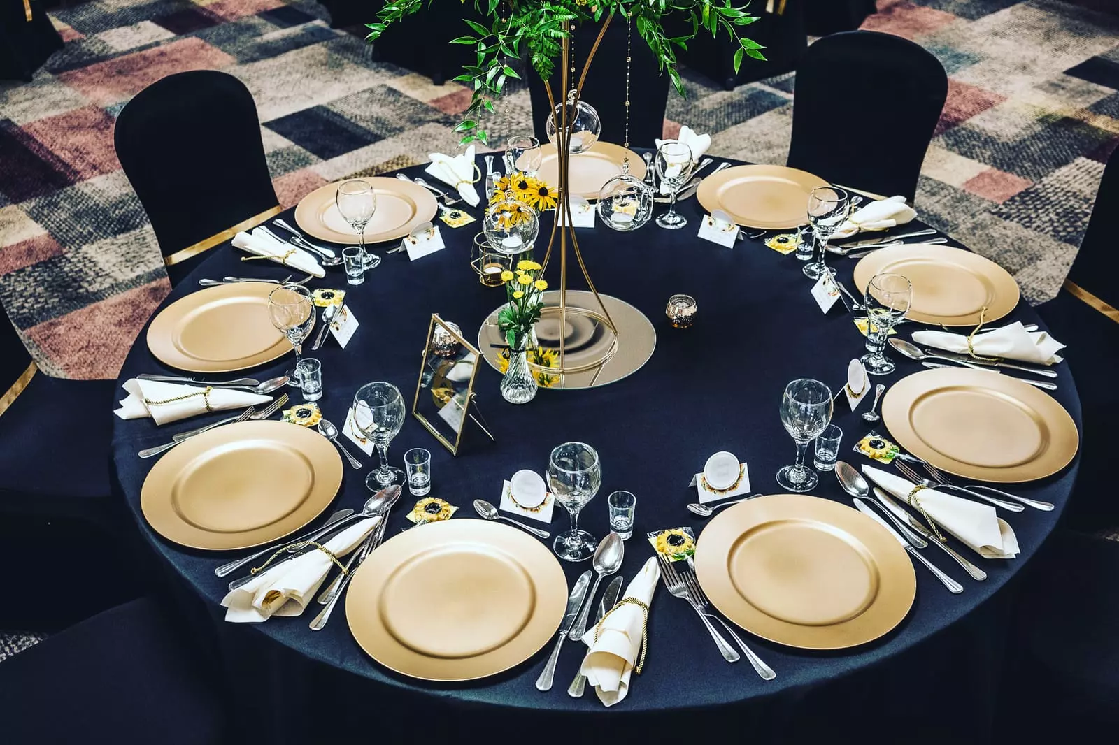 Sala weselna - zdjęcie 7 stół bankietowy