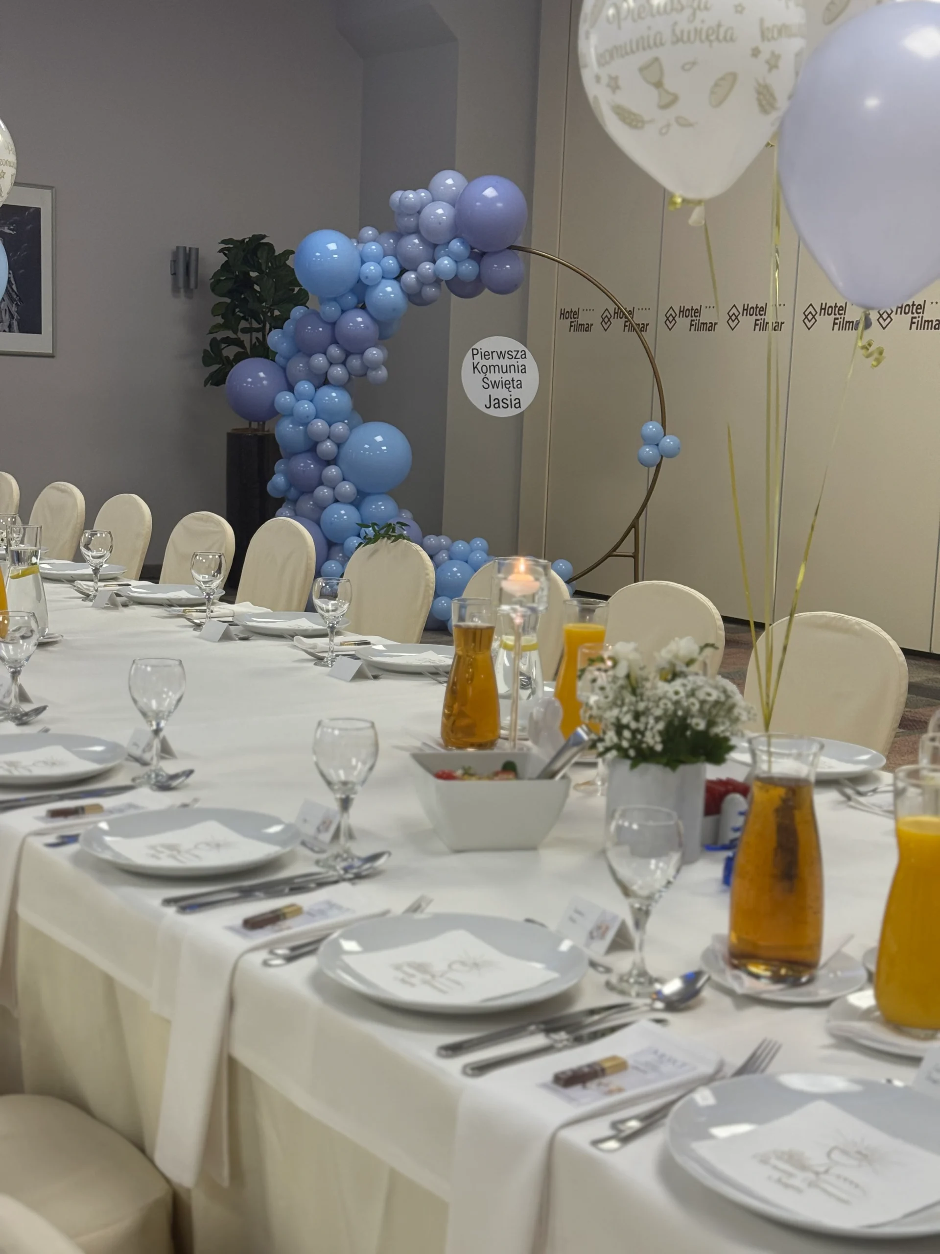 Komunie w Hotelu Filmar Komunie w Hotelu Filmar