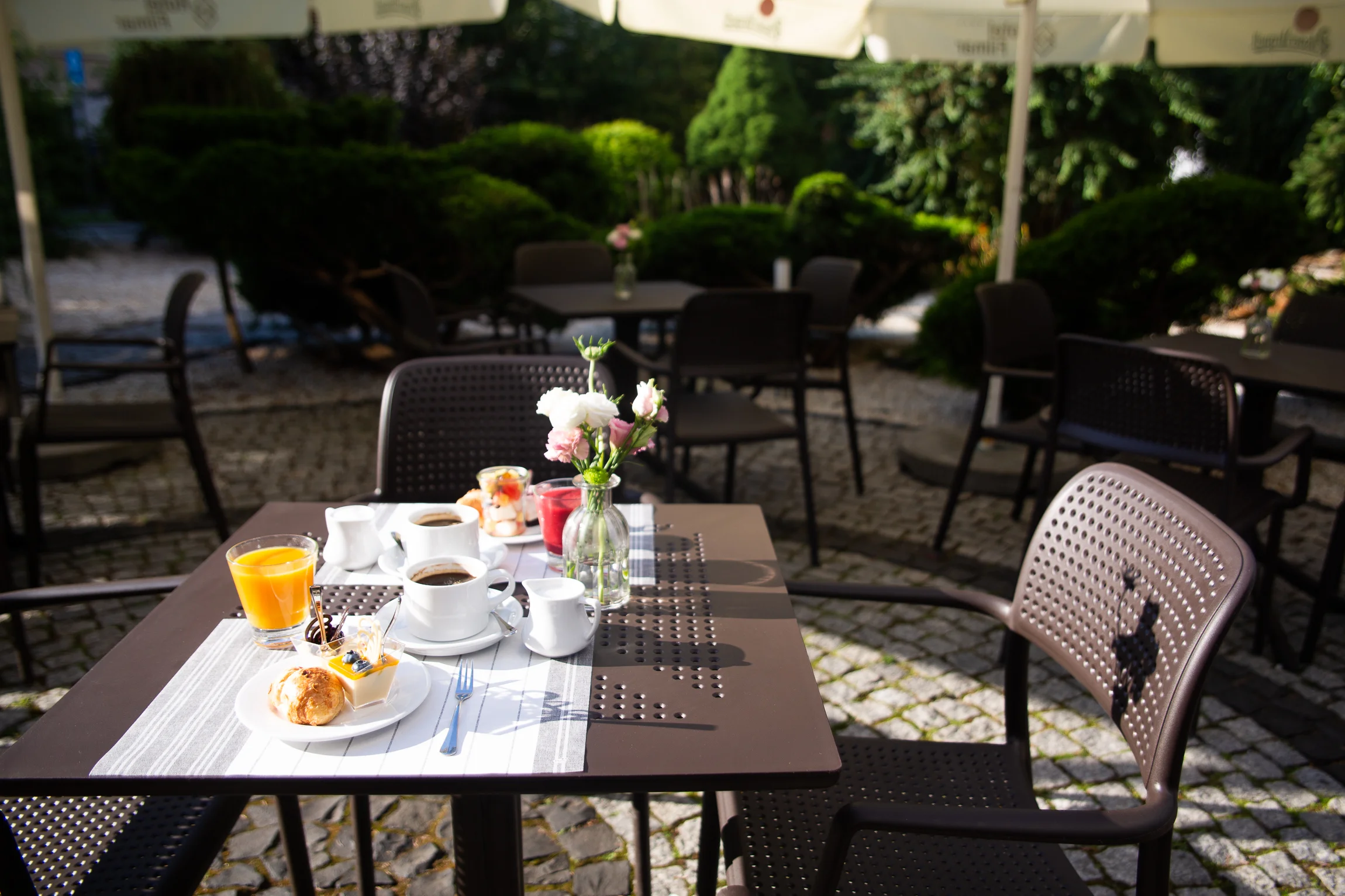 Śniadania w Hotelu Filmar